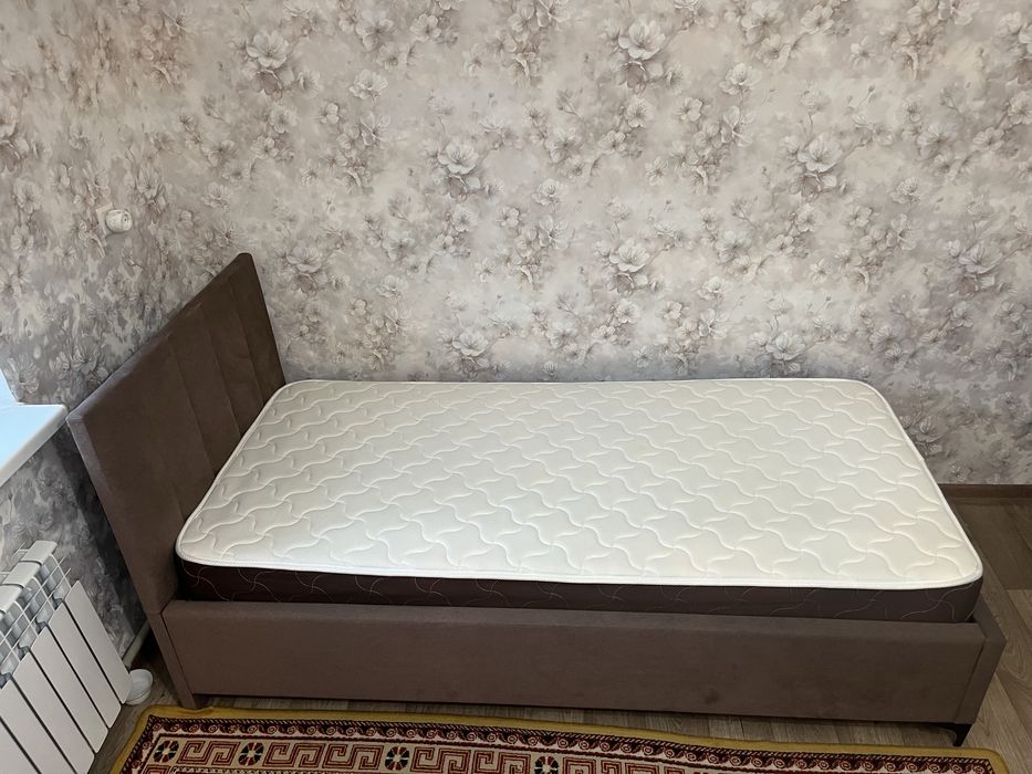 Односпальная кровать