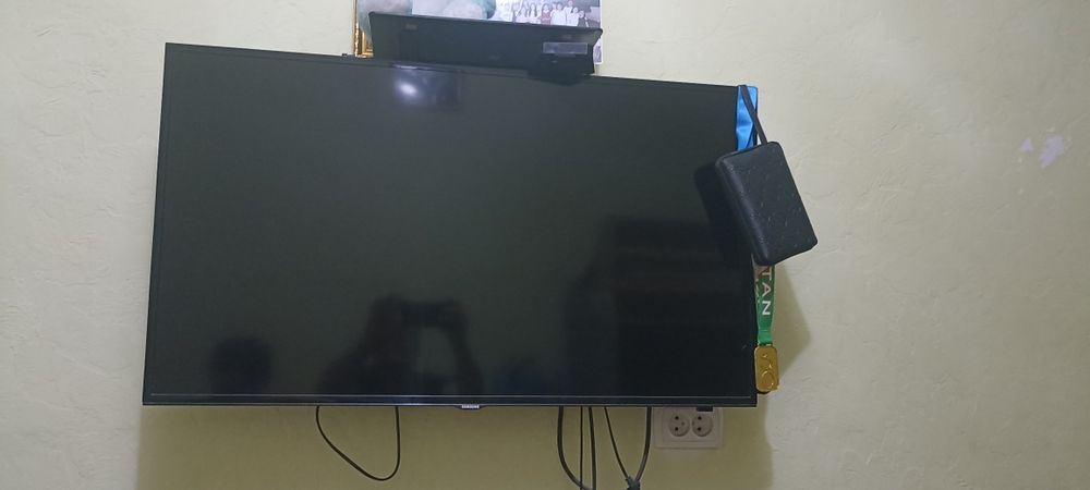 Телевизор Самсунг 43 диагональ  LED TV
