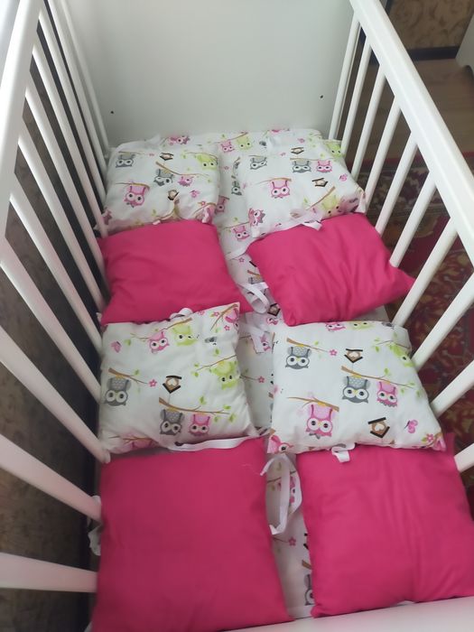 Кровать детская ,