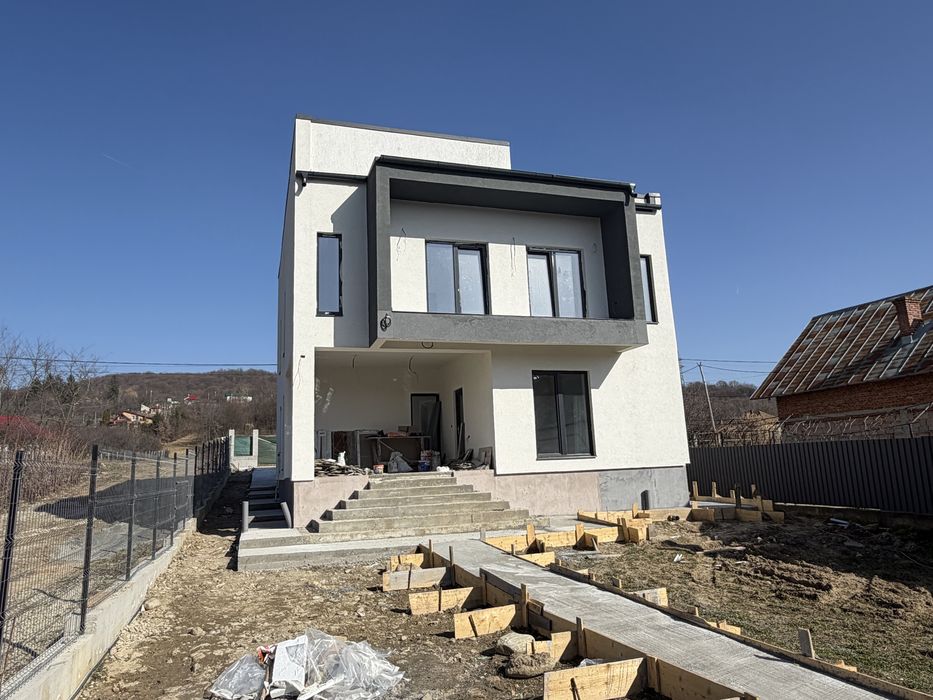 Casa de vanzare Curtea de Arges ! 1000mp