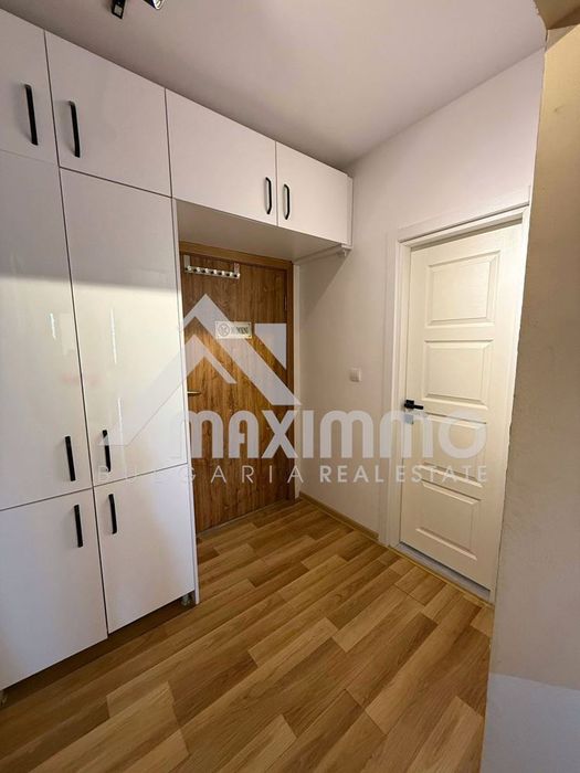 Продава се Тристаен апартамент в Варна, Левски - 80 кв.м за 2419 €/кв.м - Снимка #8