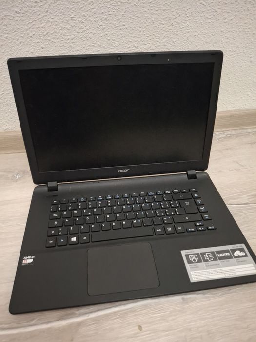 Vând laptop acer