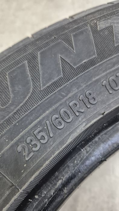Шины Toyo летние 235/60/ 18