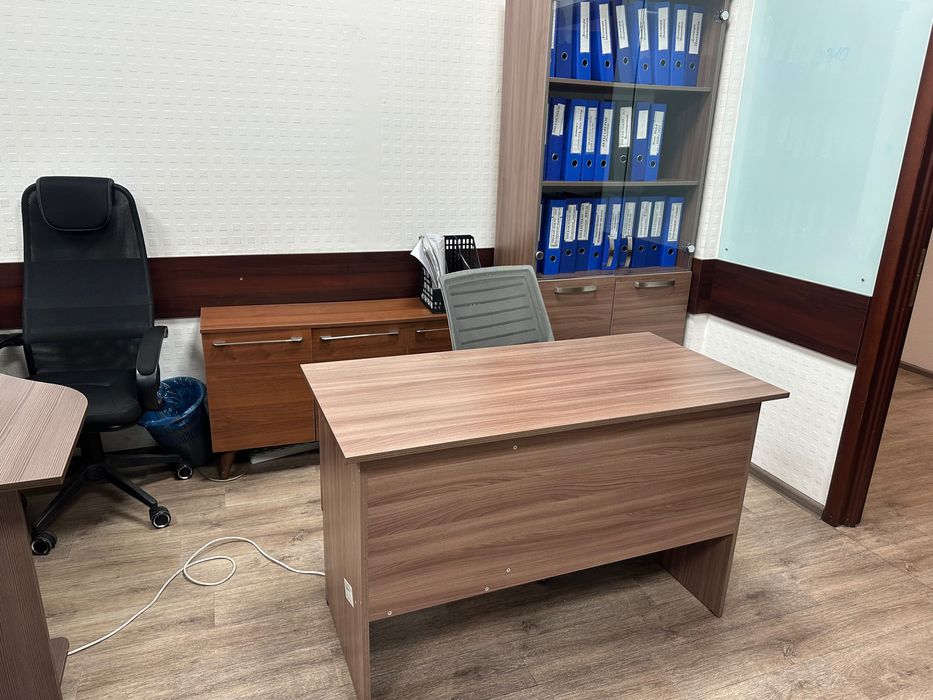 Офисные мебели на продажу
