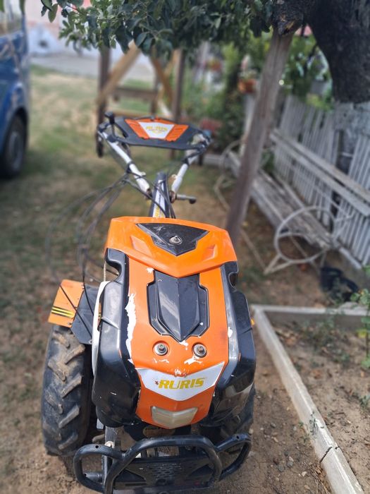 Vând Motocultor Ruris