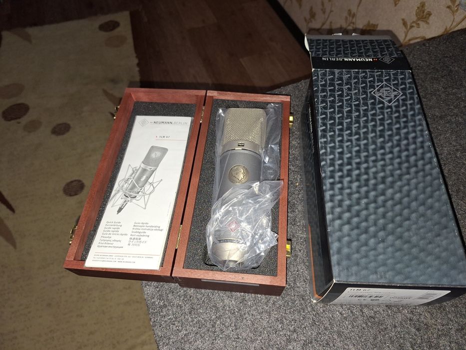 Студийний микрофон Neumann tlm67