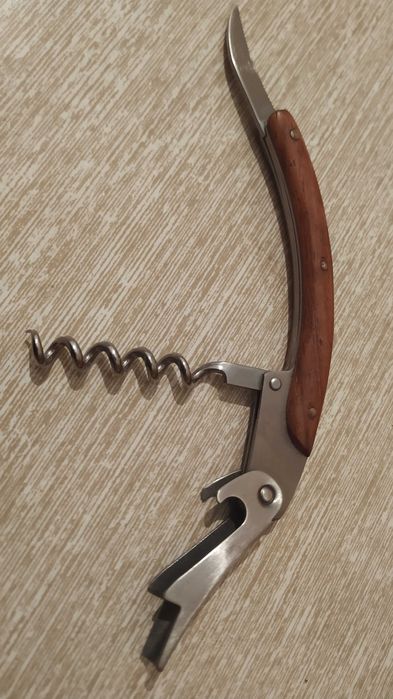 Джобен нож - неръждаема стомана и дърво