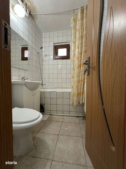 - Apartament 3 camere confort 2, Obor, etaj 2.
