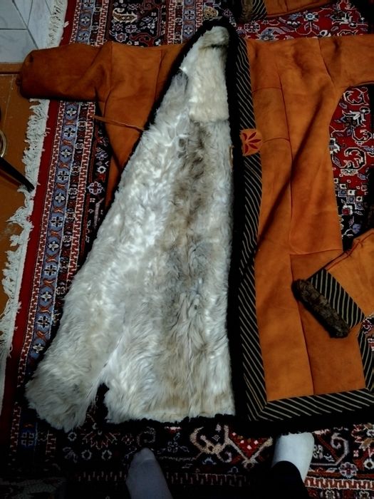 Asl Turkman postini xar xil turdagisi bor