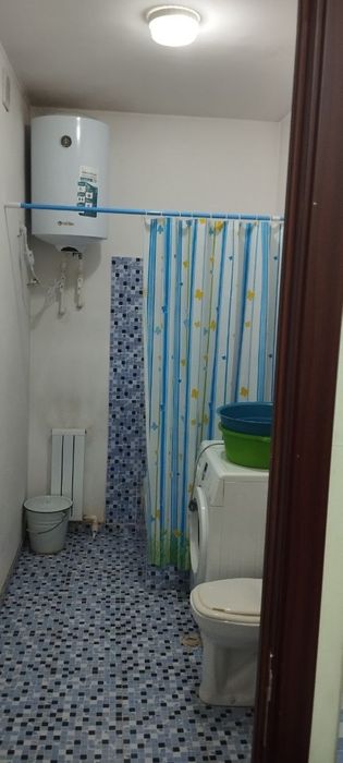 котедж сотилади.