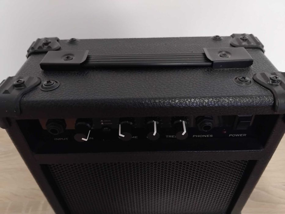 усилвател (кубе) за китара Kinsman 10W