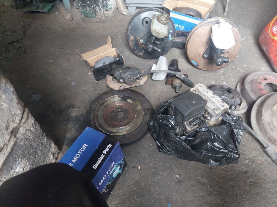 Продам бузапсасти на опель ветра