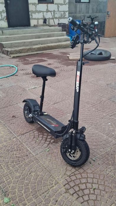 Продам электросамокат