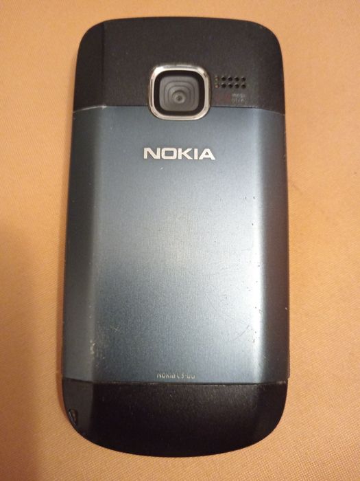 Oferta Nokia C3 în stare buna