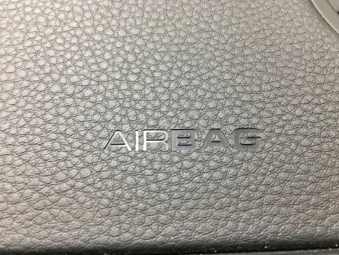 Porsche Macan - plansa de bord / kit airbag - set centuri de siguranta