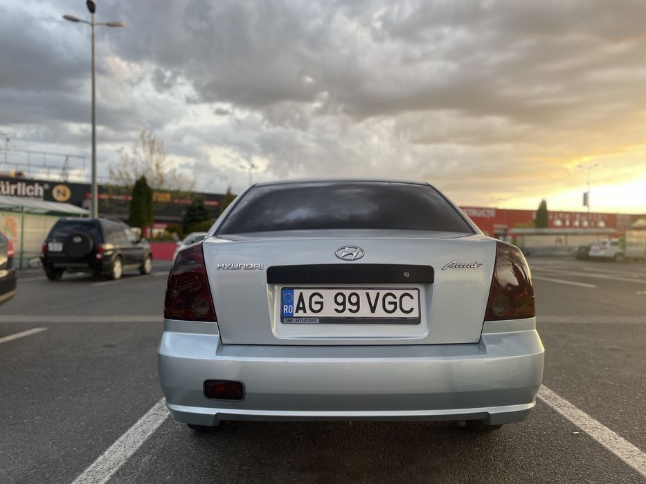 Vand hyundai accent 2004