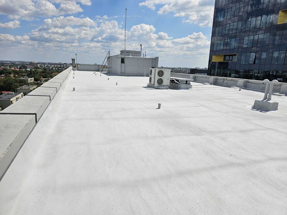 Hidroizolații acoperișuri – curățare, scanare, reparații, mentenanță