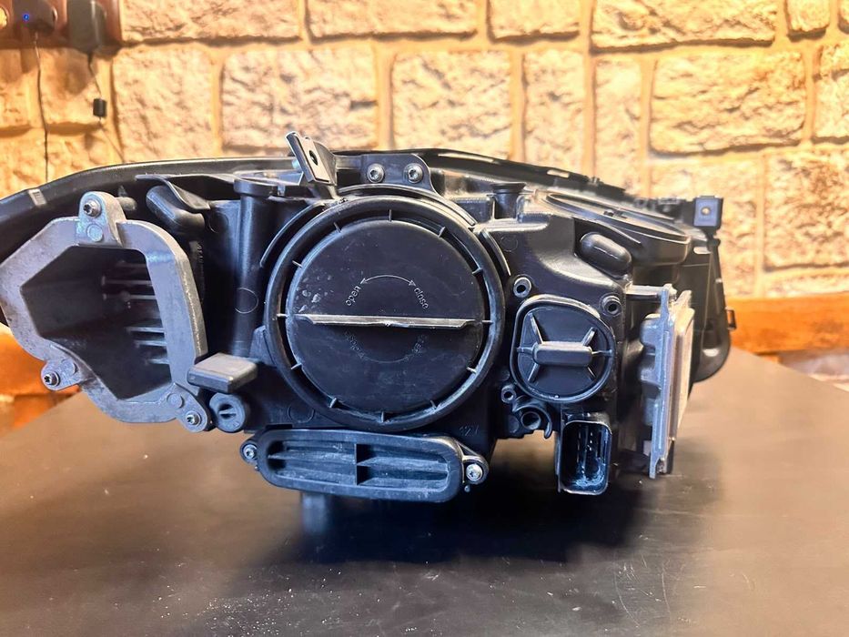 Far stg bmw F10/F11 bi-xenon NFL