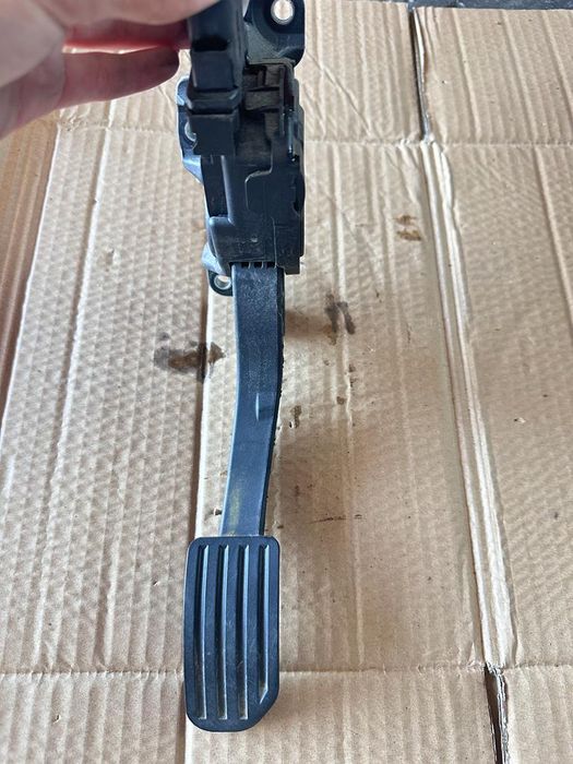 Pedala acceleratie Volvo V60 S60 XC60 V70 S80 XC70 2007-2018 31329058