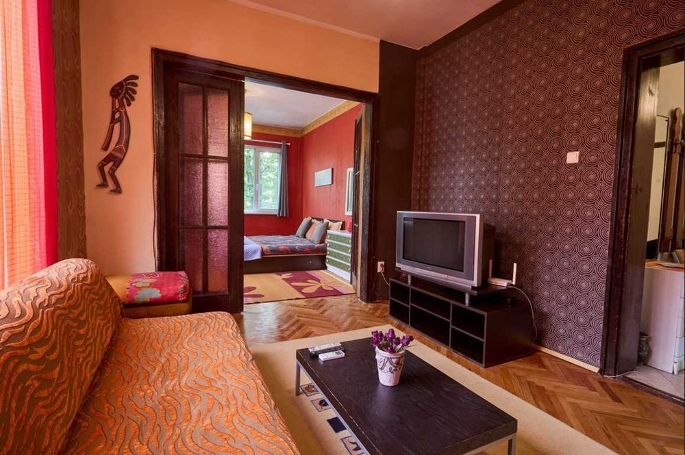 Продава се Тристаен апартамент в София, Борово - 78 кв.м за 3065 €/кв.м - Снимка #2