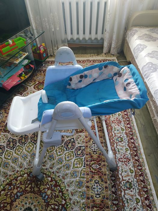 Детский стул для кормления