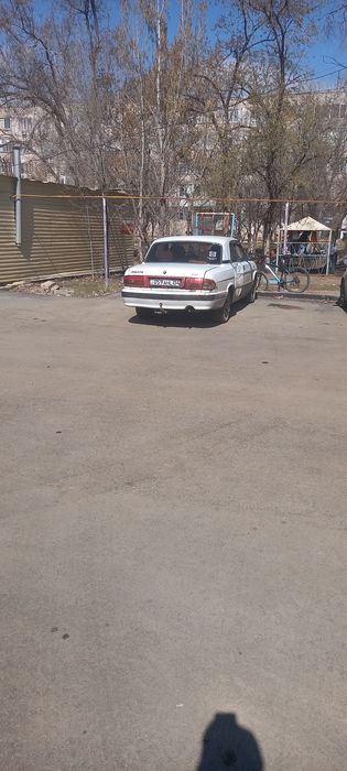 Волга 3110 седан