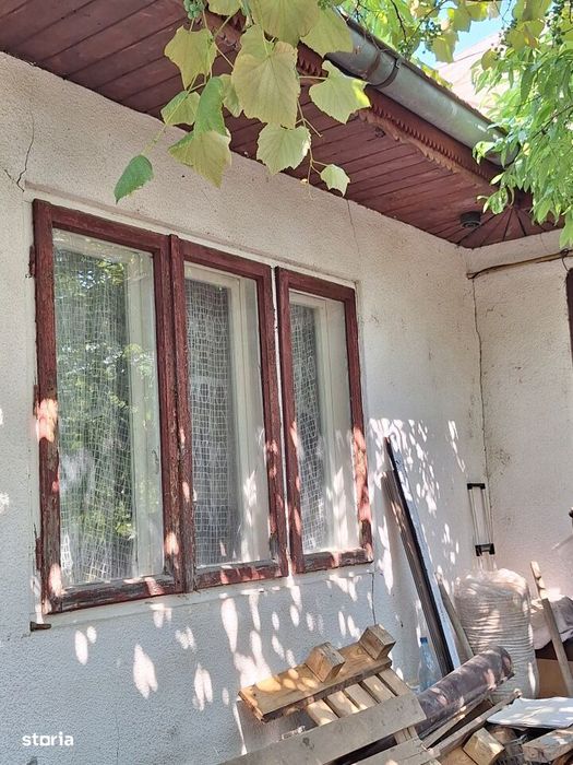 Casa Ghirdoveni, Dambovita