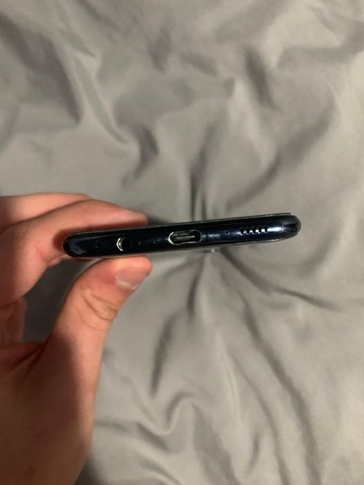 Мобильные телефоны/смартфоны