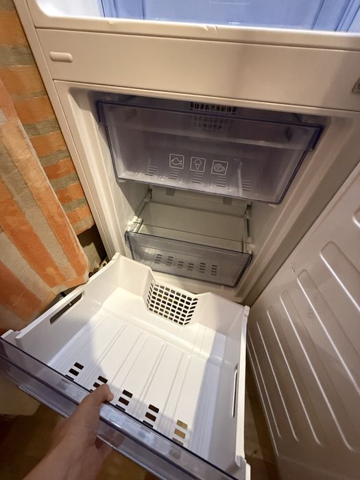 Продам холодильник Beko