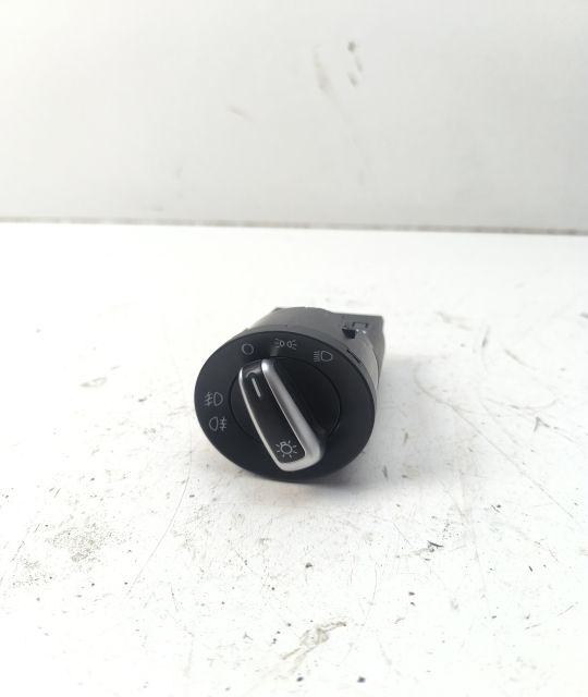 Comutator faruri 6R0941531G Volkswagen VW Polo a 5-a generatie 6R