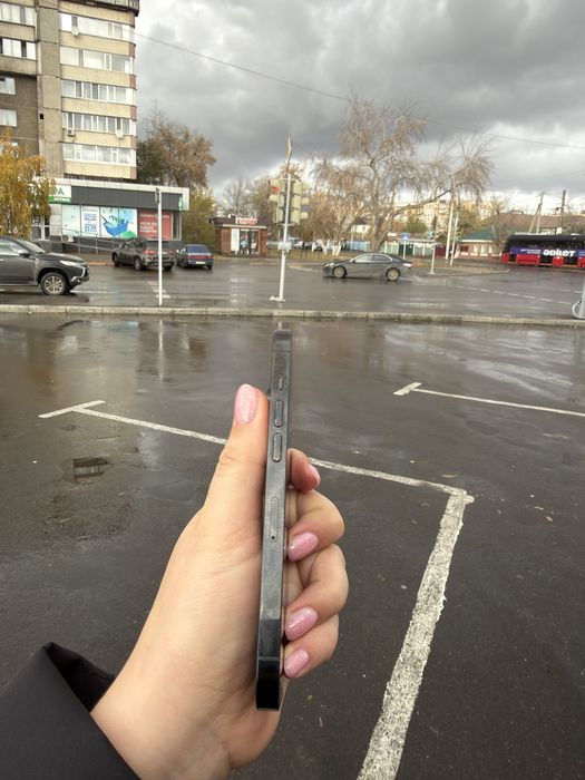 Продам iphone 14 pro, 256 gb черный
