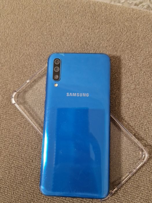 Продам Самсунг а 50