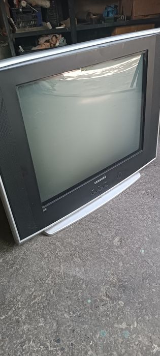 Телевизор самсунг