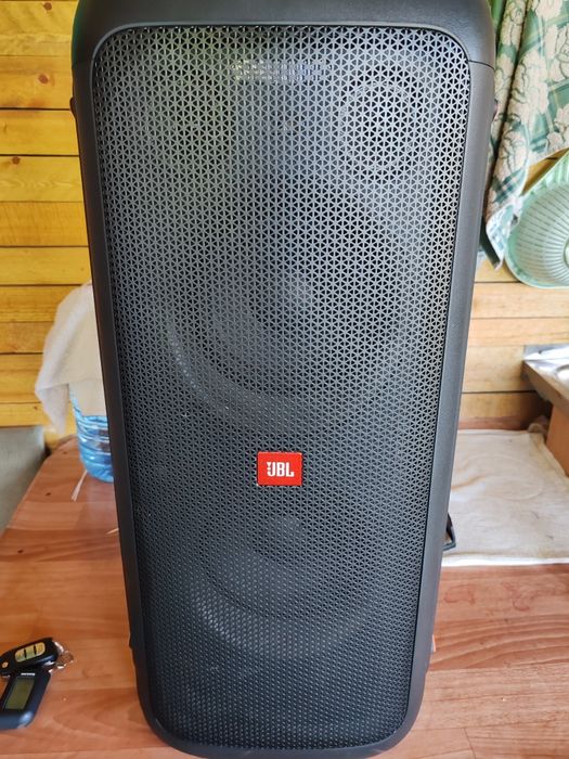 JBL partybox 300