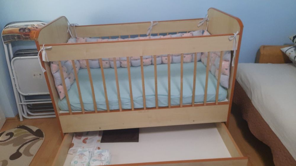 Patut din pal + lenjerii + masa infasat