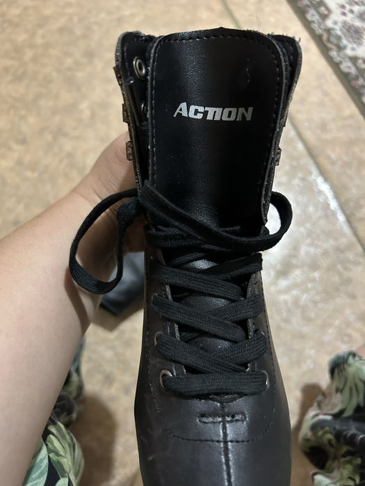 Коньки в хорошем состоянии