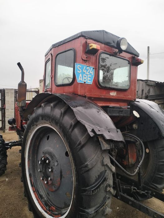 Продаётся трактор