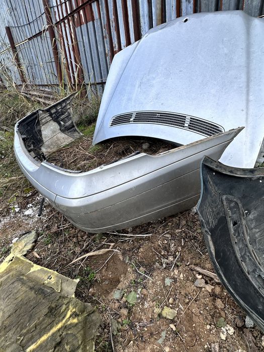 Задна броня Mercedes C-Class W203 седан — сива