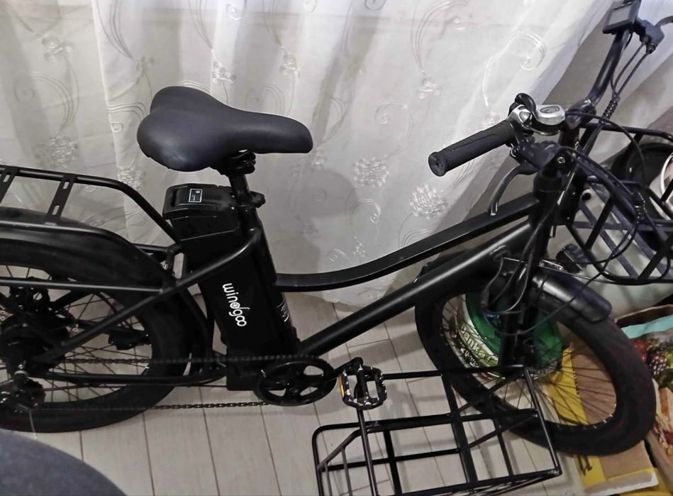Bicicleta cu baterie semiautomata