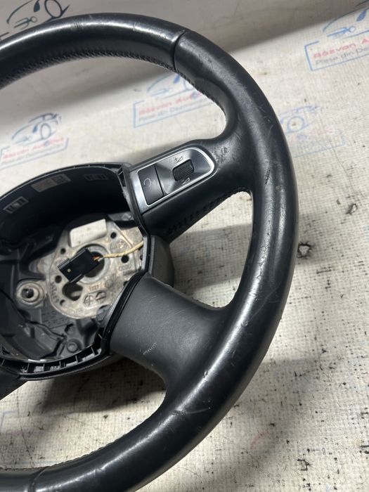 volan cu comenzi  audi a4 b8 2010