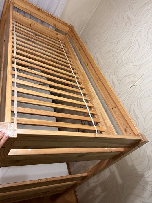 Кровать двухъярусная 210/153/100