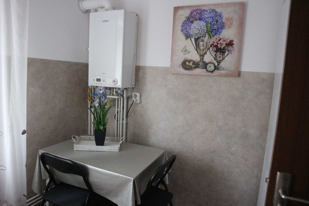 apartament 2 camere  de inchiriat