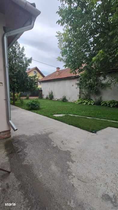 De vanzare casa,zona Ceangai