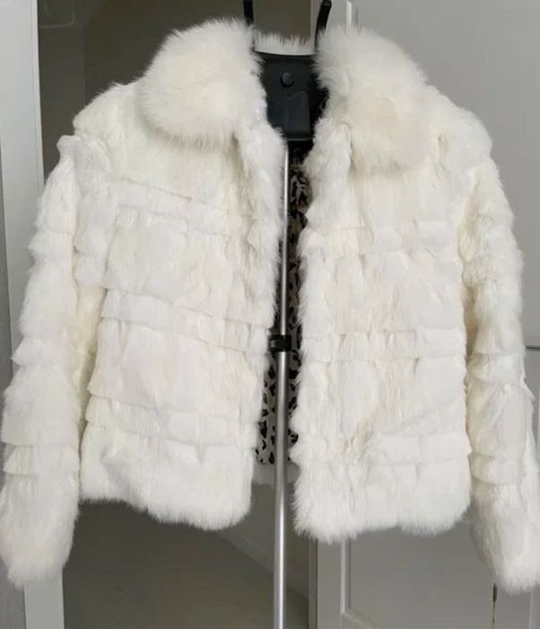 Белая новая кроличья шубка размер XXS