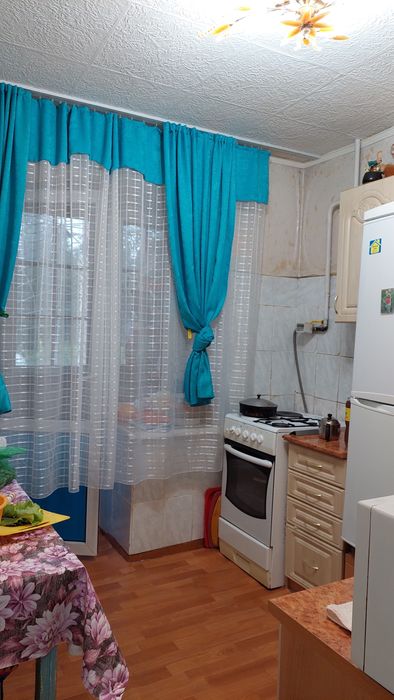 Продам квартиру 4 микрарайоне