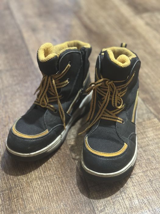 Зимние ботинки