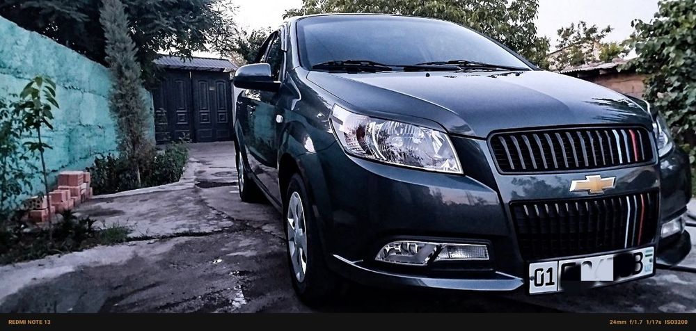 Moshina sotiladi nexia 3