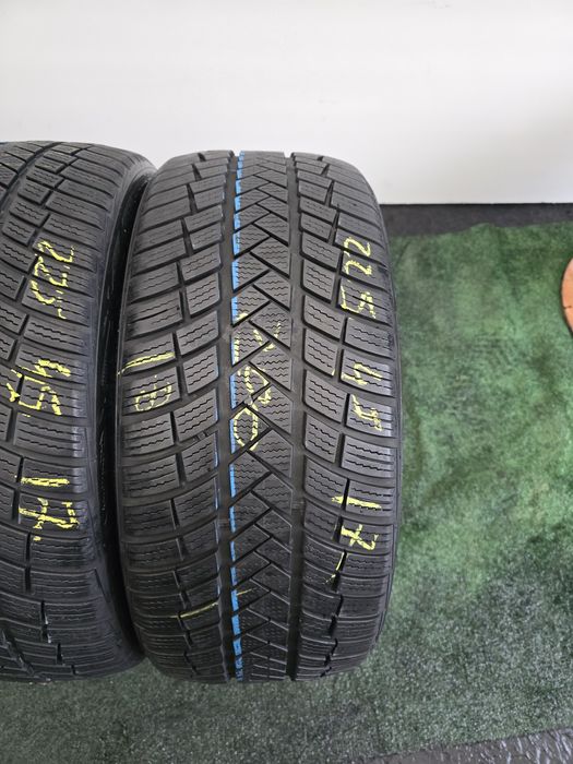 225.45.17 vredestein m+s