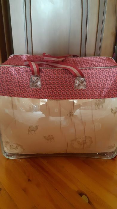 Прoдам одеяло двухспальное теплое антиаллергенное