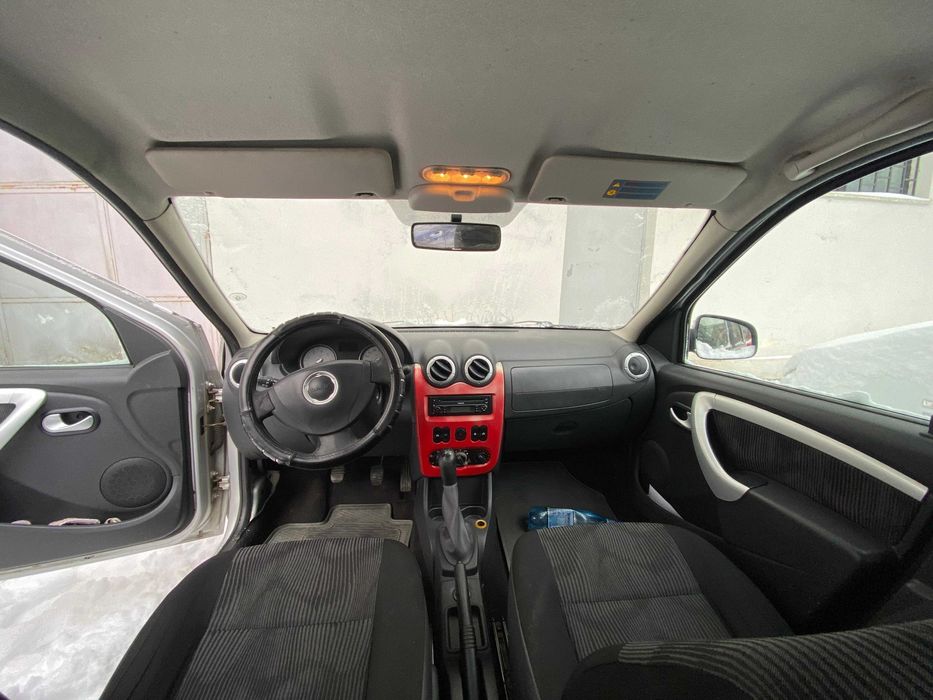 Dacia Logan 1 Facelift 1.5 DCI - 2009